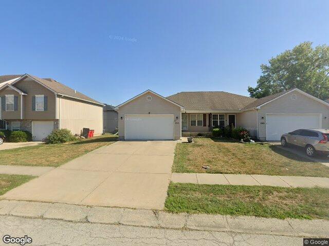 1203 nw scenic dr, grain valley,  MO 64029
