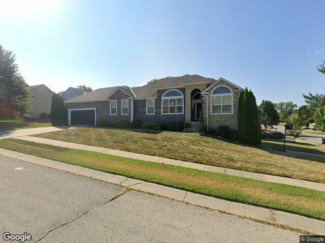 3704 nw windburn dr, blue springs,  MO 64015