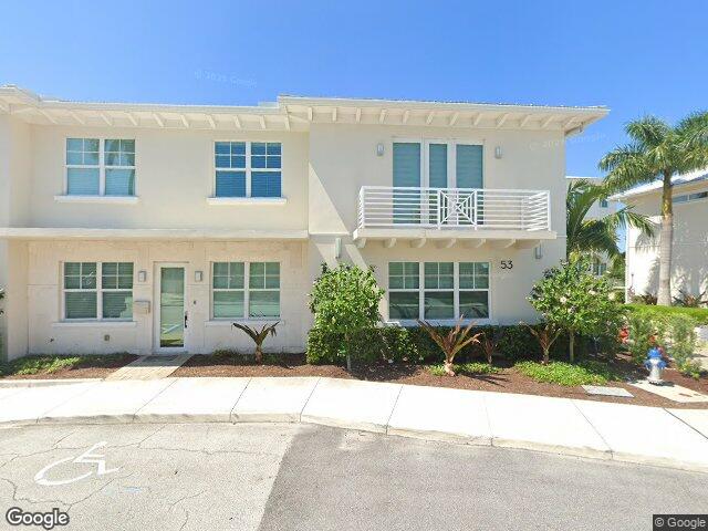 53 se seminole st unit 2b
                                ,Unit Unit 2B, stuart,  FL 34994