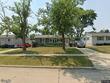 208 lenora dr nw, cedar rapids,  IA 52405