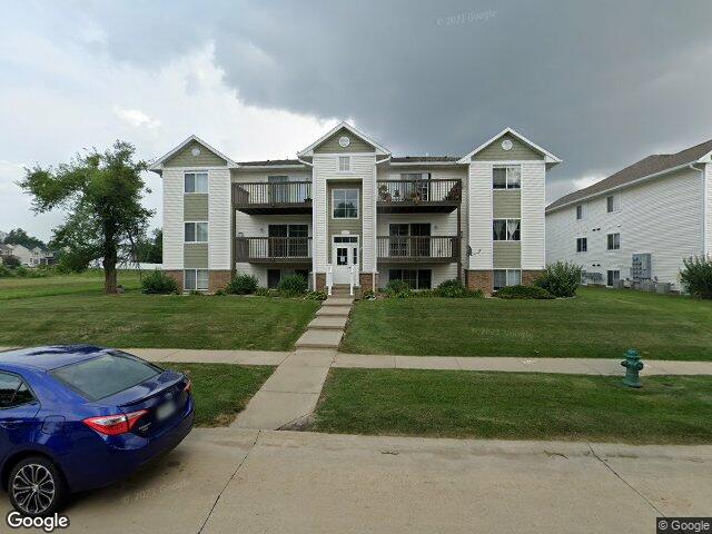 6520 creekside drive, cedar rapids,  IA 52402