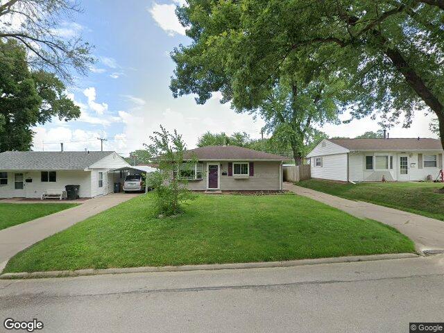 1703 14th ave sw, cedar rapids,  IA 52404