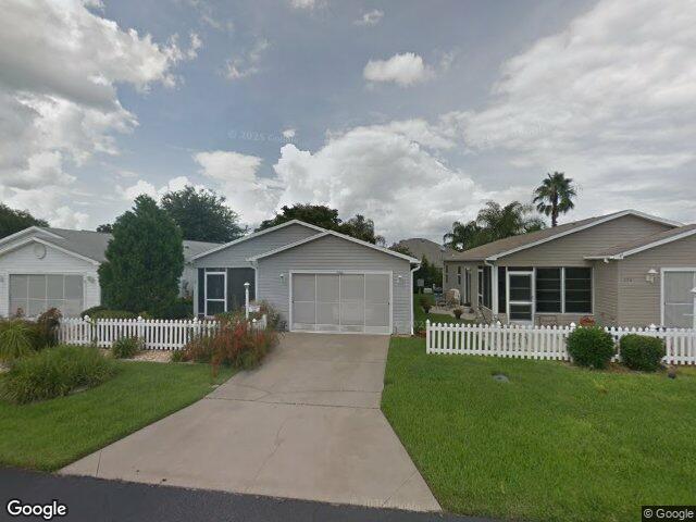 468 hildalgo dr, lady lake,  FL 32159