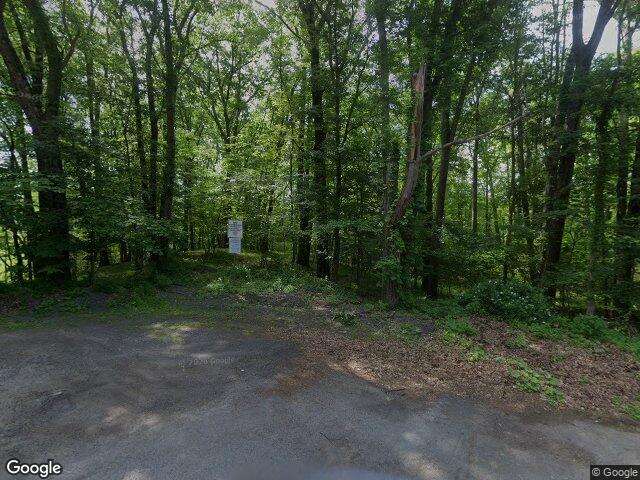 115 gray ave, colonie,  NY 12304