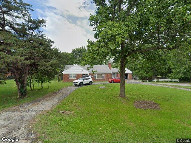 3851 blue ridge blvd, independence,  MO 64052