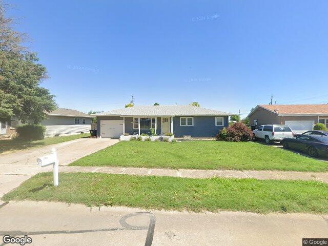 1015 e neal ave, salina,  KS 67401