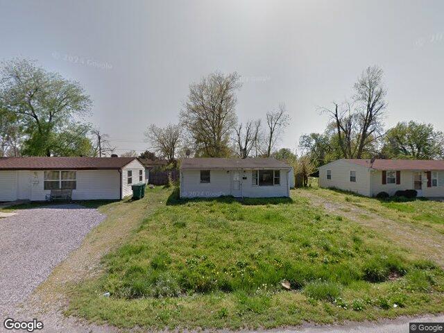 248 saint john dr, east saint louis,  IL 62206