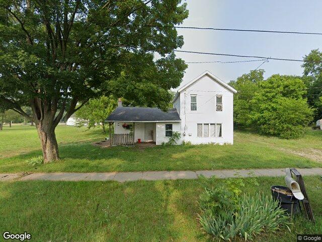 704 white oak st, decatur,  MI 49045