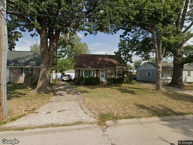 1246 center st ne, cedar rapids,  IA 52402