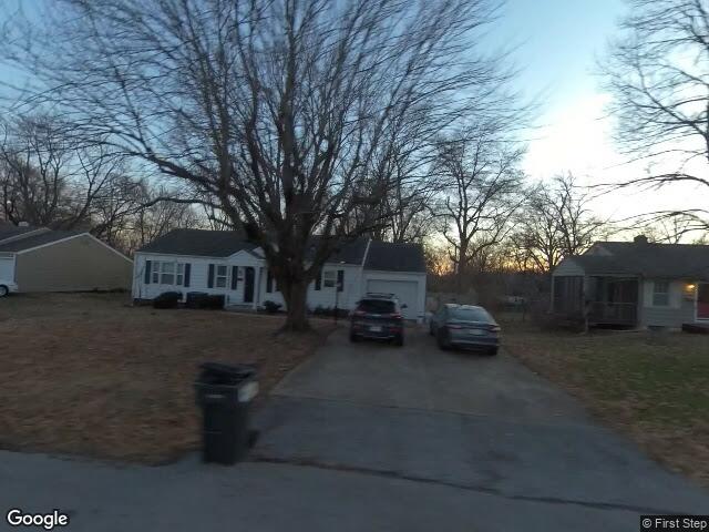 9609 e 68th st, raytown,  MO 64133