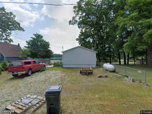 27161 2nd ave, allegan,  MI 49010