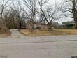 4941 shawnee dr, kansas city,  KS 66106
