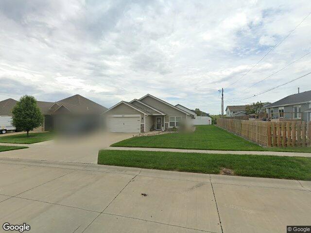 647 quail hollow dr, salina,  KS 67401