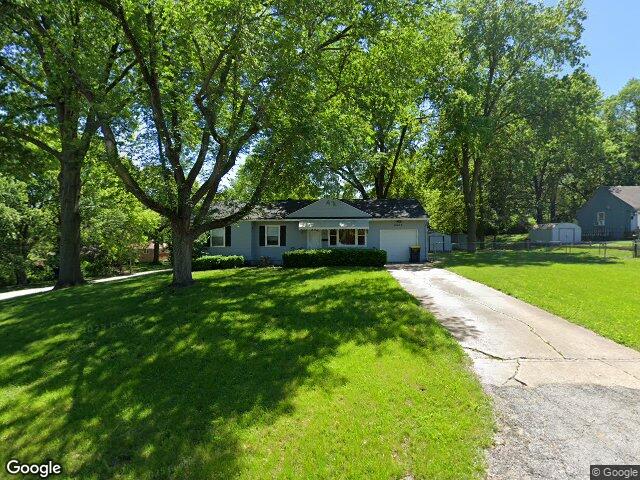 8605 e 53rd ter, kansas city,  MO 64129