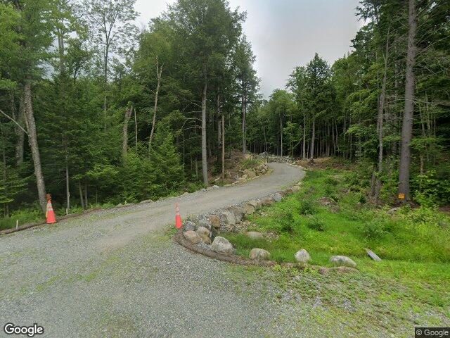 15 otter brook rd, north woodstock,  NH 03262