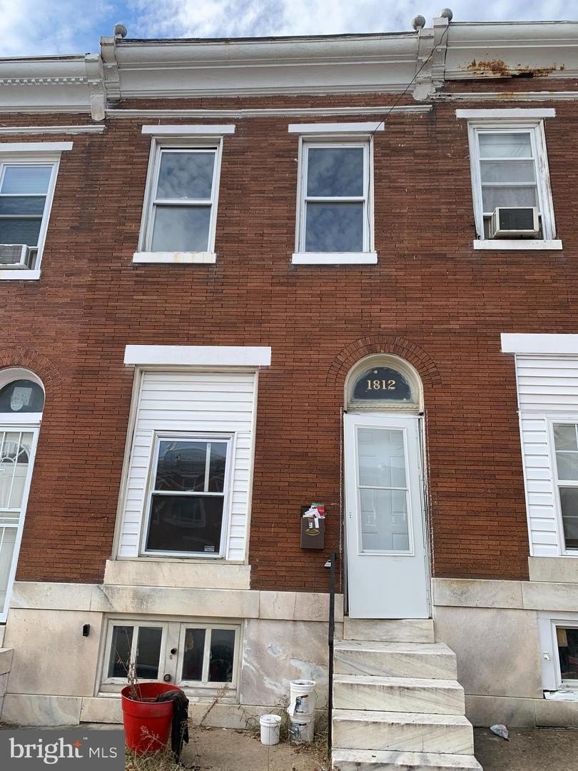 1812 n washington st, baltimore,  MD 21213