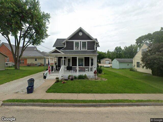 305 2nd ave, springville,  IA 52336