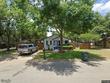 623 west st, sealy,  TX 77474