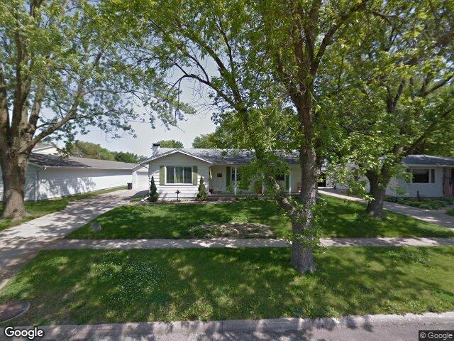 1600 highview dr, marion,  IA 52302