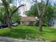 7504 e 49th st, kansas city,  MO 64129