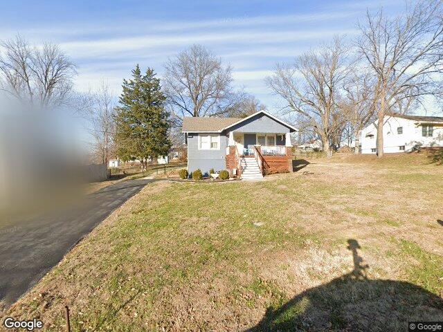 2718 ne 45th st, kansas city,  MO 64117