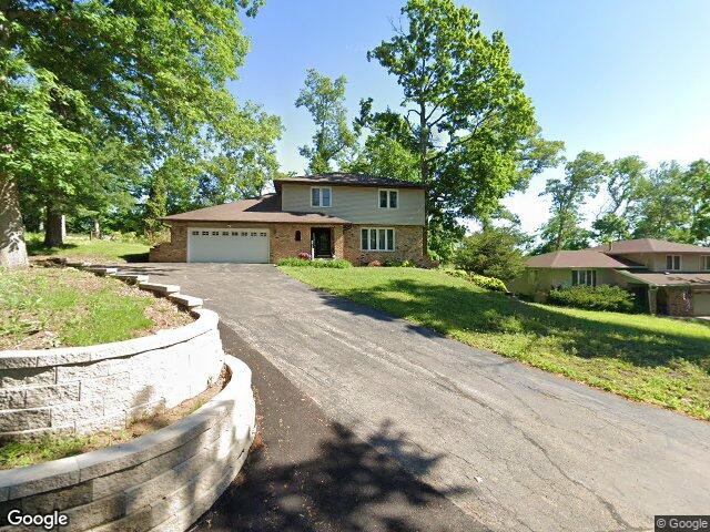 3506 olde hickory lane nw, cedar rapids,  IA 52405