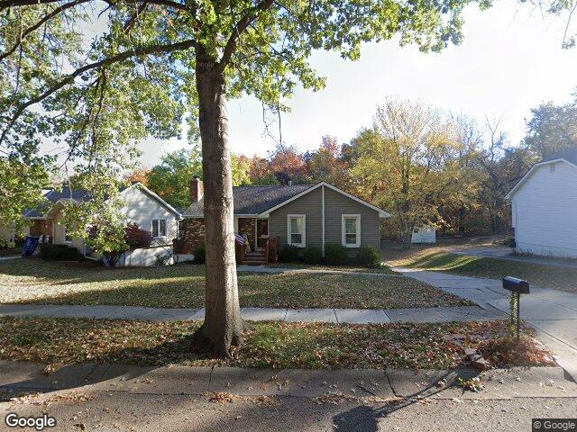 8009 n brooklyn ave, kansas city,  MO 64118