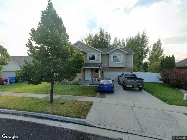 679 s trail cir w, logan,  UT 84341