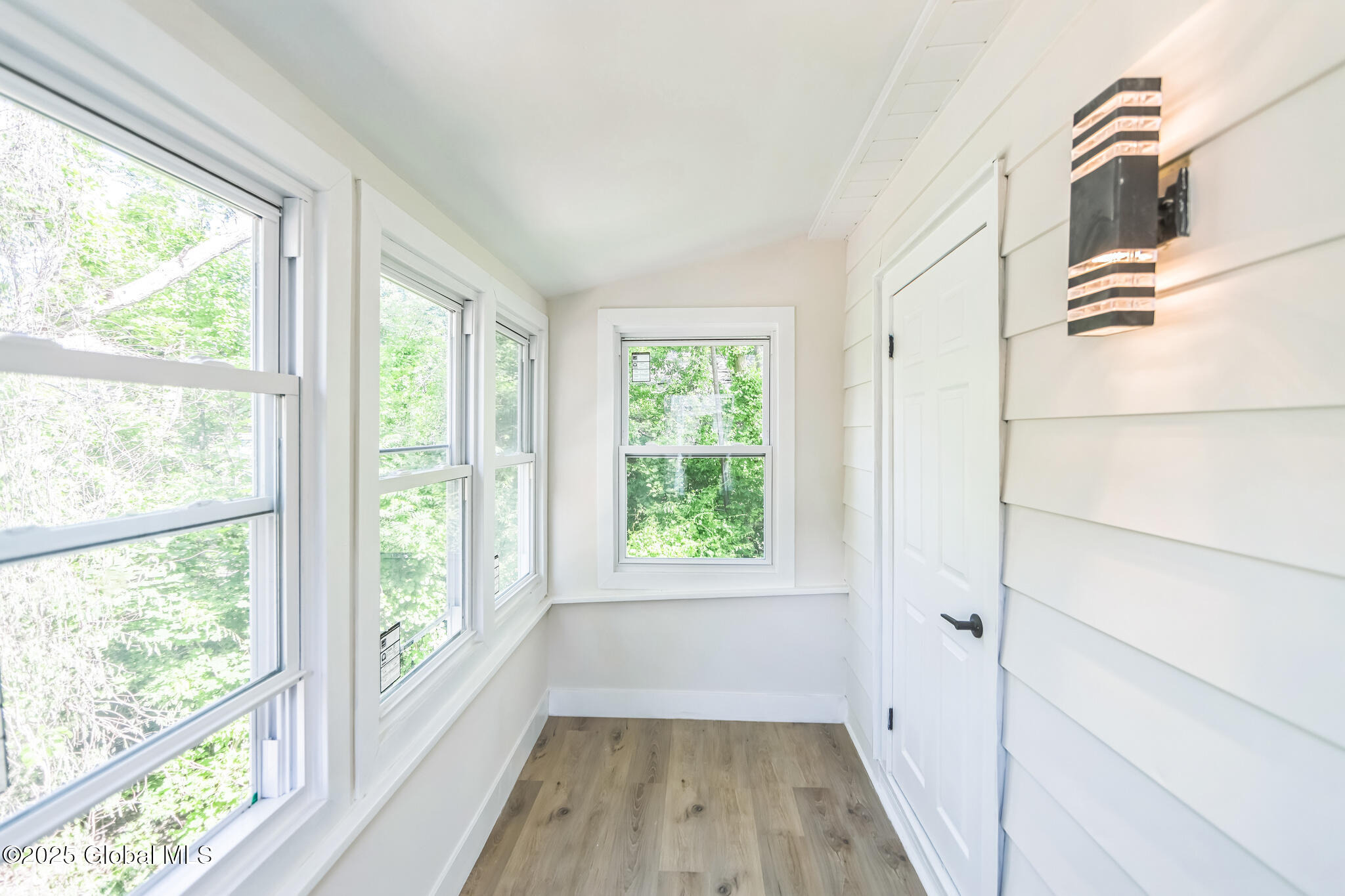 889 yorkston st, schenectady,  NY 12303