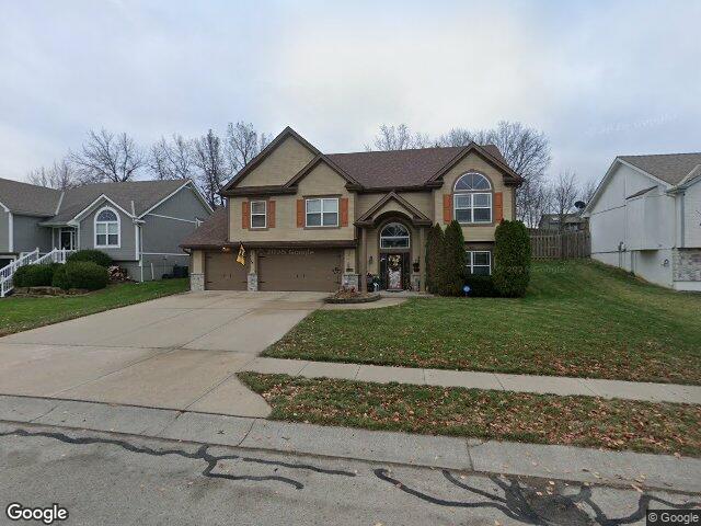 205 double tree ln, smithville,  MO 64089