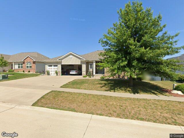 4060 monarch ave, marion,  IA 52302