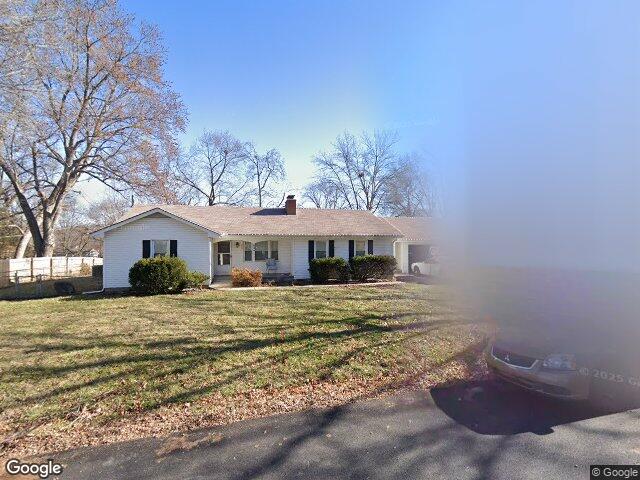 8821 n holmes st, kansas city,  MO 64155