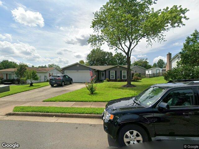8960 merit ct, manassas,  VA 20110