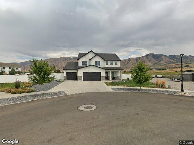 1149 s 780 e, hyrum,  UT 84319