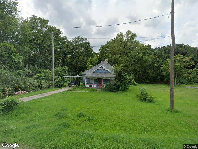 826 s arlington ave, independence,  MO 64053