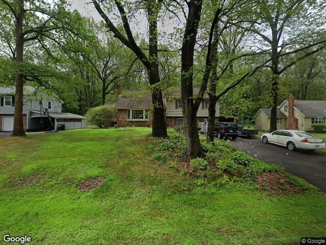 32 sutherland dr, schenectady,  NY 12302