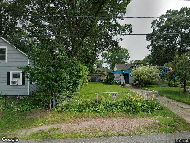 32 northup st, warwick,  RI 02889