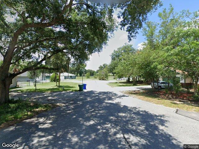 104 pine court, wildwood,  FL 34785