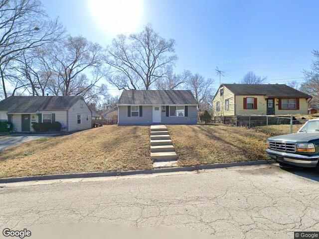 5149 crest dr, kansas city,  KS 66106