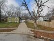 9505 spring valley rd, kansas city,  MO 64134