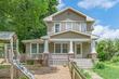 1736 c ave nw, cedar rapids,  IA 52405