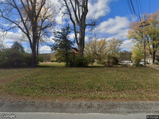 6676 nw waukomis dr, kansas city,  MO 64151