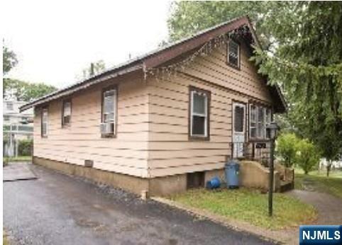 102 walter ave, hasbrouck heights,  NJ 07604