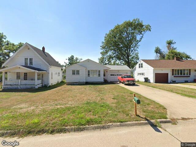 2034 markert blvd se, cedar rapids,  IA 52403