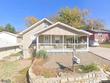 706 ne 39th ter, kansas city,  MO 64116