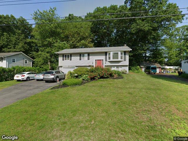 1053 timothy ln, schenectady,  NY 12309