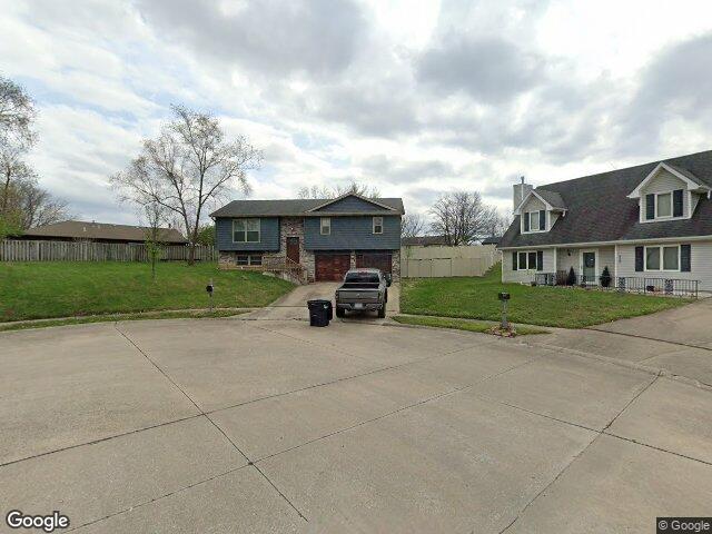 2102 speck ct, columbia,  MO 65202