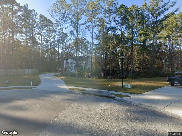 5 honeysuckle ct, guyton,  GA 31312