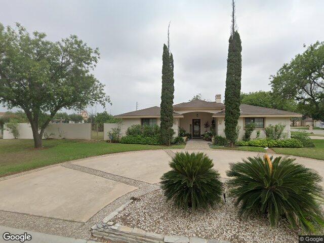 1227 andrew ln, laredo,  TX 78045