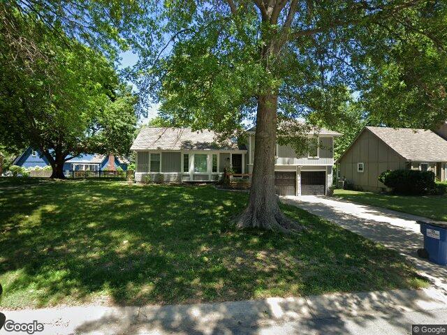 3710 ne beechwood dr, lees summit,  MO 64064